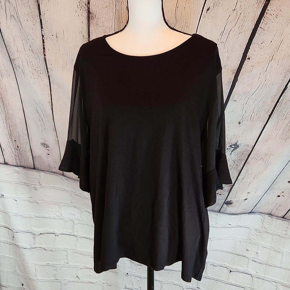 Vince Camuto Women's top